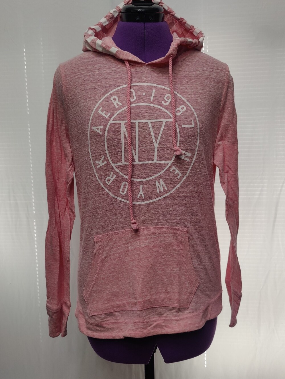 Aéropostale NY Graphic Pullover Hoodie - Pink